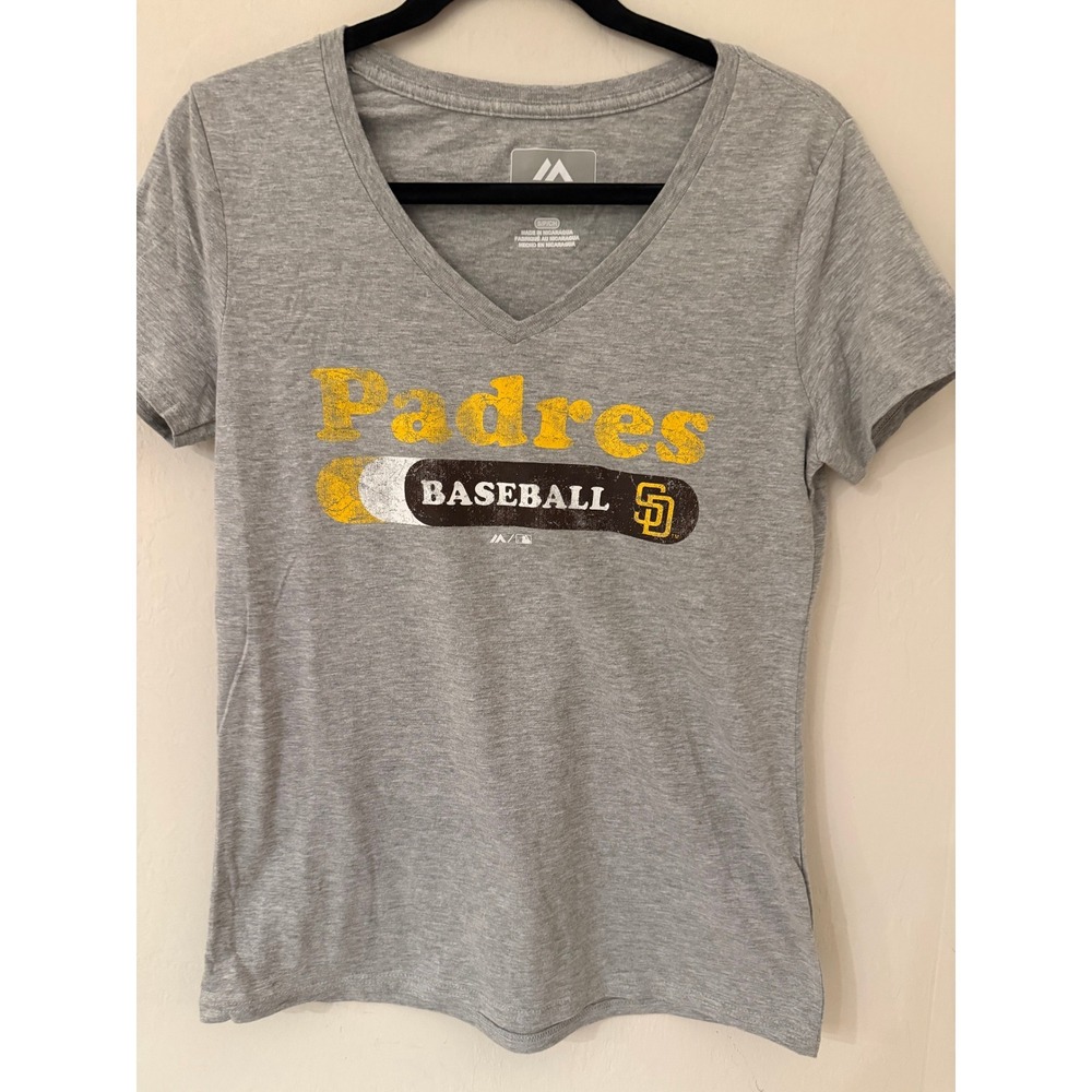 Women's Majestic San Diego Padres Baseball Distressed T-shirt Size SM NWOT